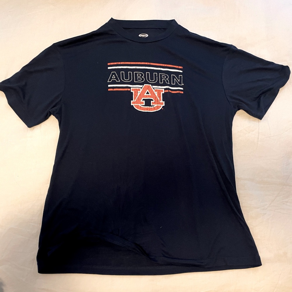 NWOT Auburn sleepwear t-shirt